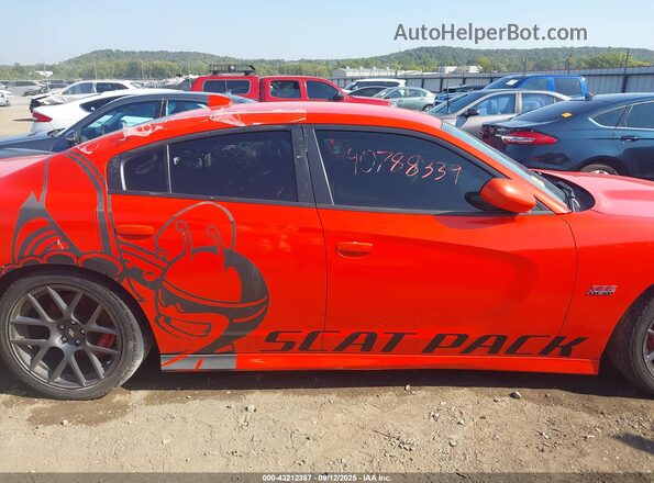 2C3CDXGJ9HH511162 2017 DODGE CHARGER Orange Սալոնի հետևի տեսք