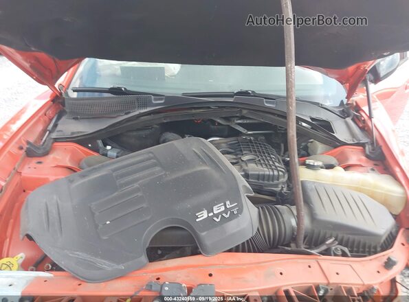 2C3CDXHG2LH176693 2020 DODGE CHARGER Orange Rear view