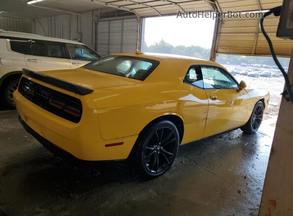 2C3CDZAG1JH138570 2018 DODGE CHALLENGER Yellow 