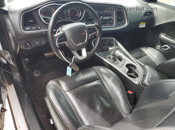 2C3CDZAG2JH241318 2018 DODGE CHALLENGER Белый 