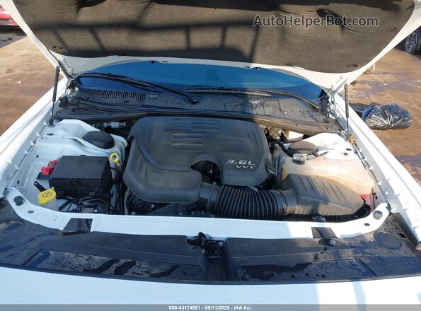 2C3CDZAG6LH137787 2020 DODGE CHALLENGER White უკანა ხედი