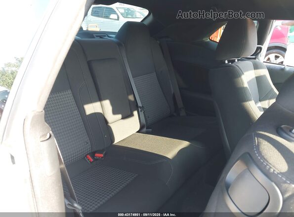 2C3CDZAG6LH137787 2020 DODGE CHALLENGER White VIN კოდის სტიკერის ხედი
