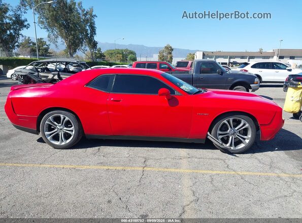 2C3CDZBT0LH130877 2020 DODGE CHALLENGER Red Vista interior trasera