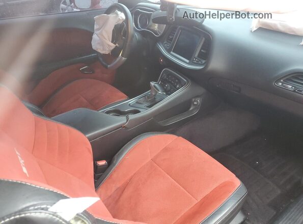 2C3CDZDJ9JH232767 2018 DODGE CHALLENGER Red 
