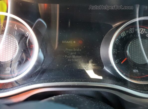 2C3CDZFJ3LH159685 2020 DODGE CHALLENGER Красный Вид щитка приборов