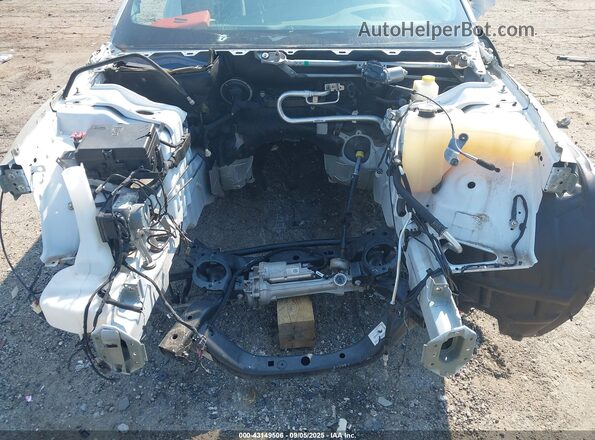 2C3CDZFJXMH609852 2021 DODGE CHALLENGER White Вид ззаду