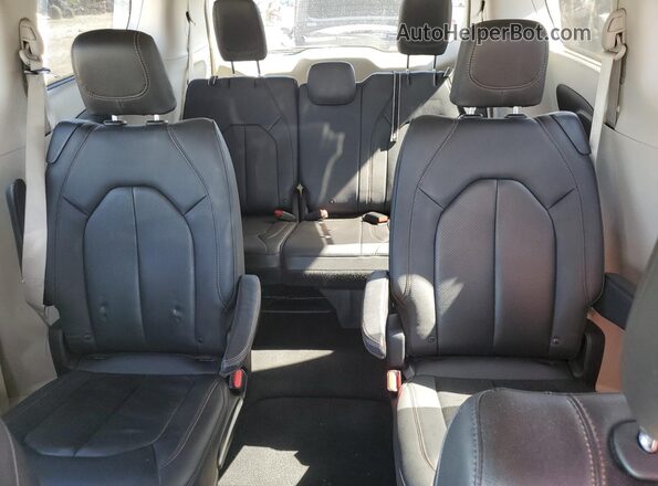 2C4RC1BG0LR115139 2020 CHRYSLER PACIFICA Белый Вид задних сидений