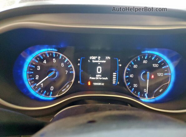 2C4RC1BG0LR280270 2020 CHRYSLER PACIFICA Burgundy Instrument cluster view