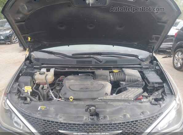 2C4RC1BG1LR284232 2020 CHRYSLER PACIFICA Gray Rear view