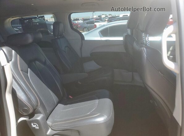 2C4RC1BG2LR280254 2020 CHRYSLER PACIFICA Gray უკანა სალონის ხედი