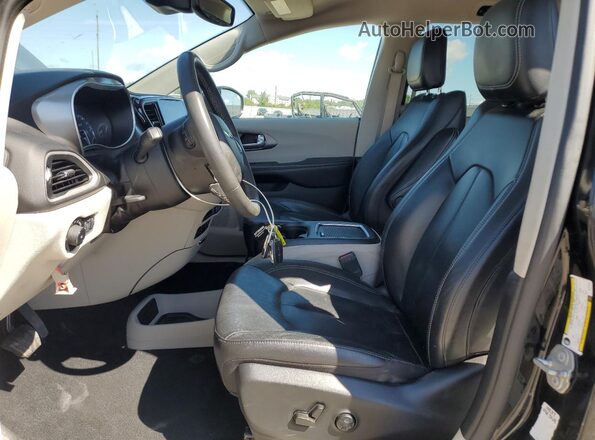 2C4RC1BG2NR169352 2022 CHRYSLER PACIFICA Black Front interior view