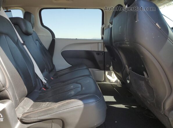 2C4RC1BG5LR141378 2020 CHRYSLER PACIFICA Burgundy Vista interior trasera