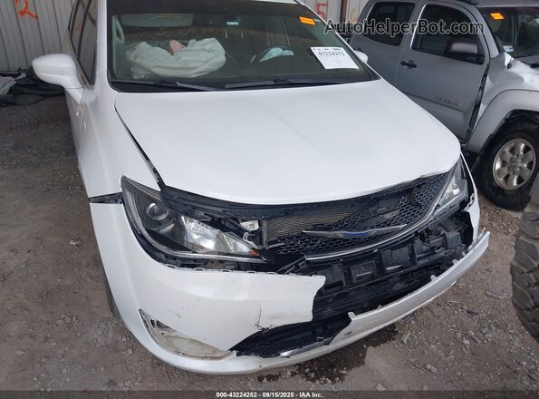 2C4RC1BG6LR276059 2020 CHRYSLER PACIFICA White Vista del cuadro de instrumentos