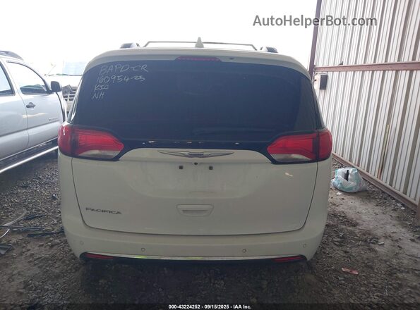 2C4RC1BG6LR276059 2020 CHRYSLER PACIFICA White 