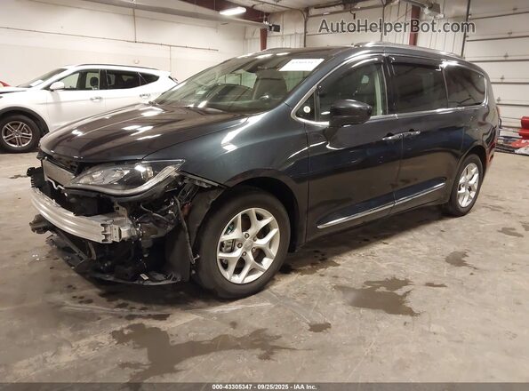 2C4RC1BG7LR119110 2020 CHRYSLER PACIFICA Blue Przód lewy