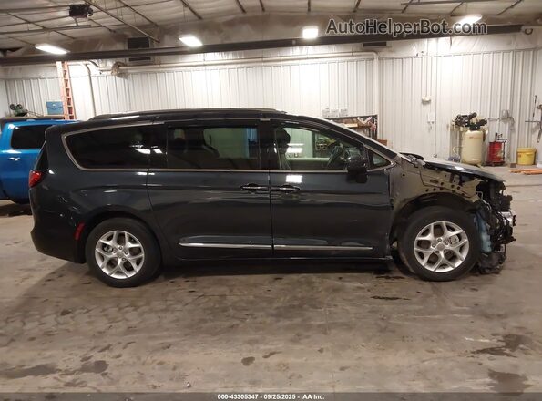 2C4RC1BG7LR119110 2020 CHRYSLER PACIFICA Blue Widok wnętrza 360 stopni