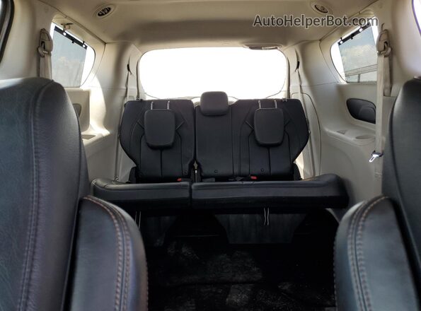 2C4RC1BG9JR112155 2018 CHRYSLER PACIFICA Серебряный 