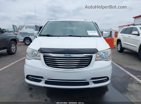 2C4RC1BGXGR222379 2016 CHRYSLER TOWN & COUNTRY White Widok zestawu wskaźników
