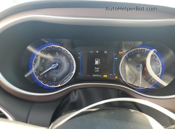 2C4RC1CG1PR598564 2023 CHRYSLER VOYAGER Silver 
