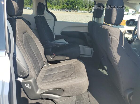 2C4RC1CG1PR598564 2023 CHRYSLER VOYAGER Silver 