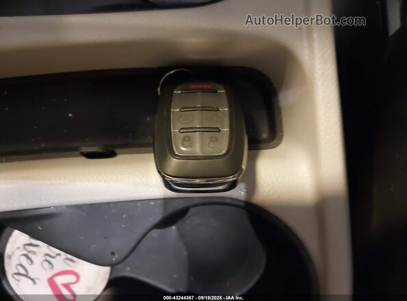 2C4RC1CG2PR530077 2023 CHRYSLER VOYAGER Burgundy 