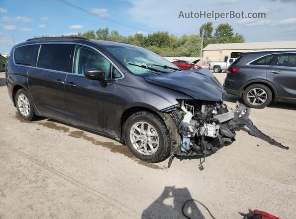 2C4RC1DG0LR195779 2020 CHRYSLER VOYAGER Gray Front right