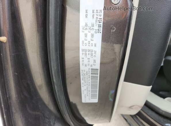 2C4RC1DG0LR195779 2020 CHRYSLER VOYAGER Gray 360 interior view