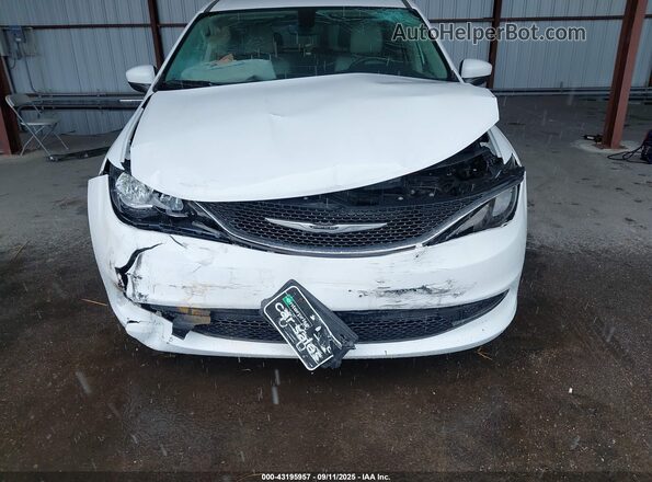 2C4RC1DG1MR524216 2021 CHRYSLER VOYAGER White Widok z przodu