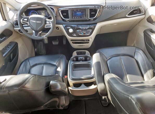 2C4RC1DG5LR148649 2020 CHRYSLER VOYAGER Gray 