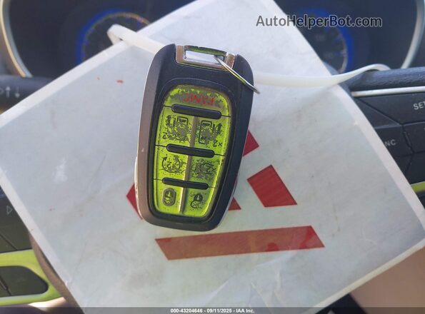 2C4RC1DG5LR157836 2020 CHRYSLER VOYAGER White Widok deski rozdzielczej