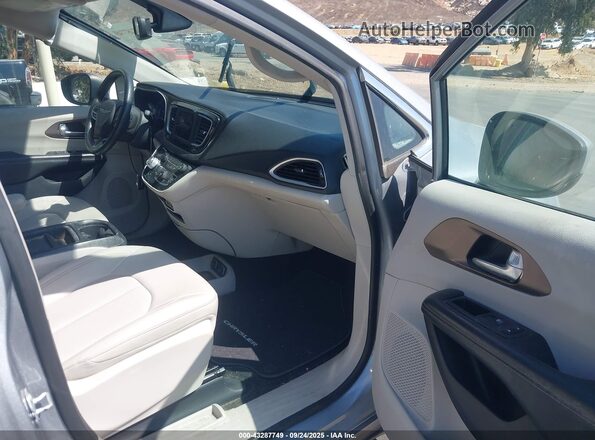 2C4RC1DG6MR530643 2021 CHRYSLER VOYAGER Silver წინა სალონის ხედი