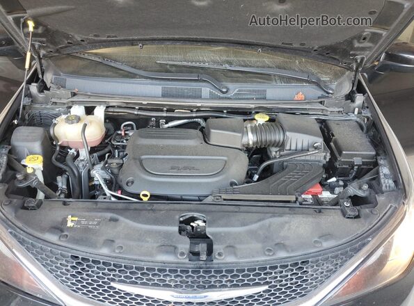 2C4RC1DG8LR262421 2020 CHRYSLER VOYAGER Black ძრავის განყოფილების ხედი