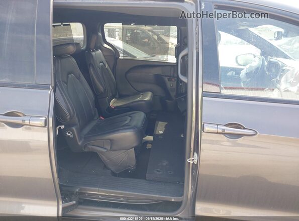 2C4RC1EG0LR286355 2020 CHRYSLER PACIFICA Серый Вид наклейки с VIN-кодом