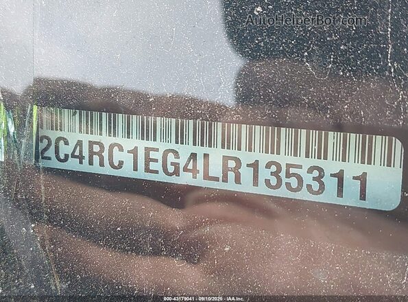 2C4RC1EG4LR135311 2020 CHRYSLER PACIFICA Gray Vista del compartimento del motor