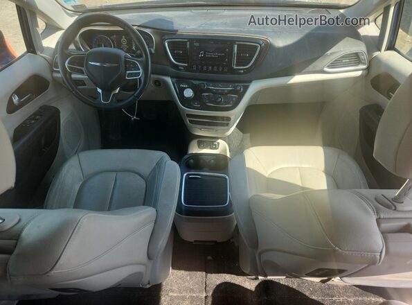 2C4RC1EG8JR321883 2018 CHRYSLER PACIFICA Blue 