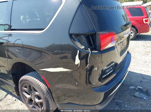 2C4RC1FG0LR128709 2020 CHRYSLER PACIFICA Черный Вид спереди
