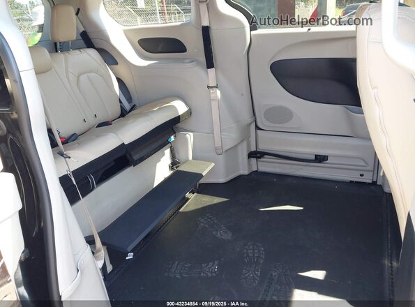 2C4RC1FG0LR128709 2020 CHRYSLER PACIFICA Черный Вид наклейки с VIN-кодом