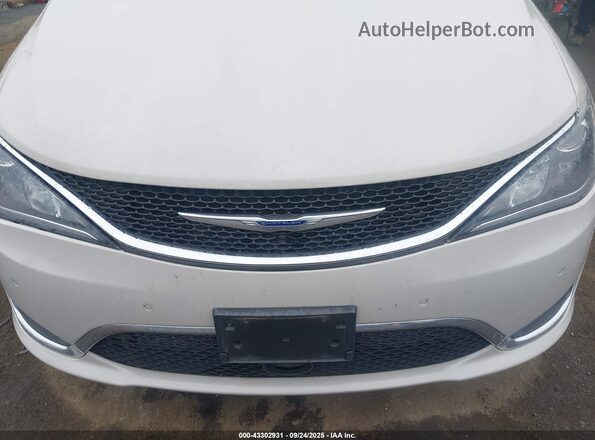 2C4RC1FG4LR192171 2020 CHRYSLER PACIFICA Cream Widok z przodu
