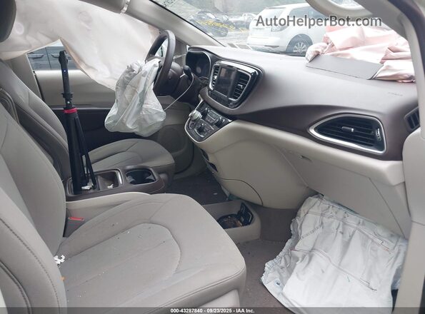 2C4RC1FG6LR105516 2020 CHRYSLER PACIFICA Beige Vista interior delantera