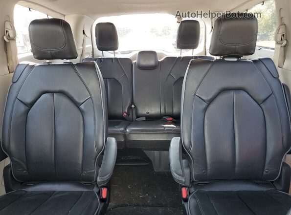 2C4RC1GG3JR258222 2018 CHRYSLER PACIFICA White 