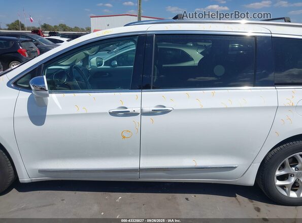 2C4RC1GG4LR285044 2020 CHRYSLER PACIFICA White Vista interior de 360 grados