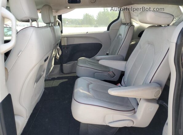 2C4RC1GG7LR198500 2020 CHRYSLER PACIFICA Charcoal Vista interior trasera