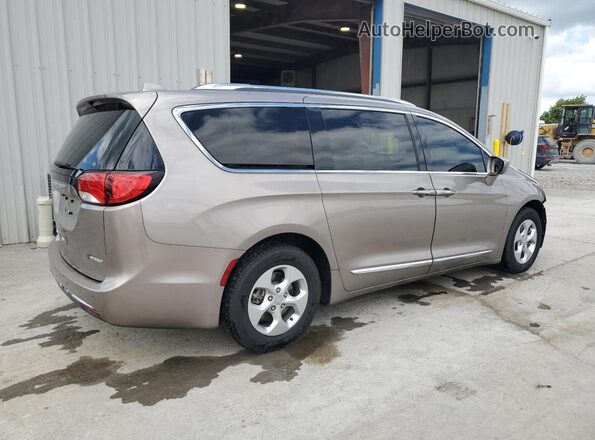 2C4RC1L73JR145103 2018 CHRYSLER PACIFICA Tan 