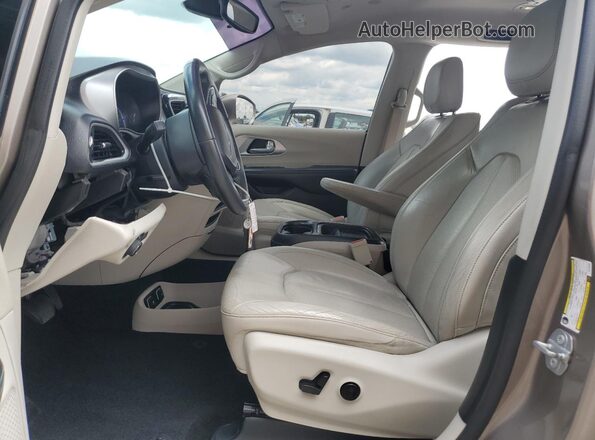 2C4RC1L73JR145103 2018 CHRYSLER PACIFICA Tan 