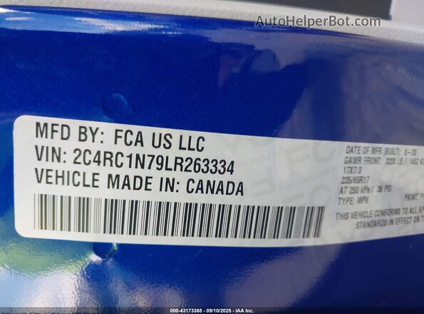 2C4RC1N79LR263334 2020 CHRYSLER PACIFICA Blue Vista del compartimento del motor