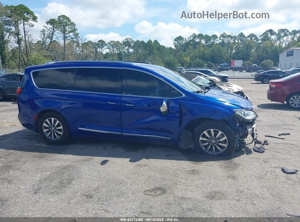 2C4RC1N79LR263334 2020 CHRYSLER PACIFICA Blue Vista interior trasera