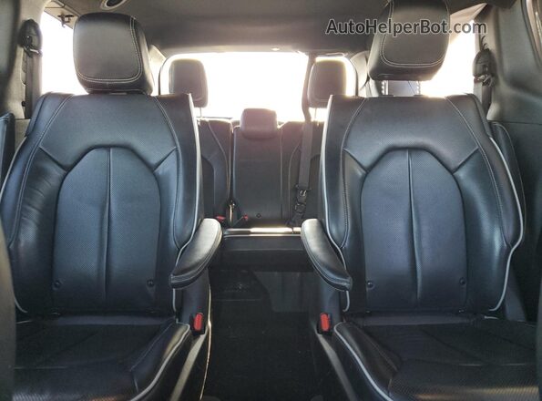 2C4RC1S77MR564786 2021 CHRYSLER PACIFICA Gray Widok tylnych siedzeń