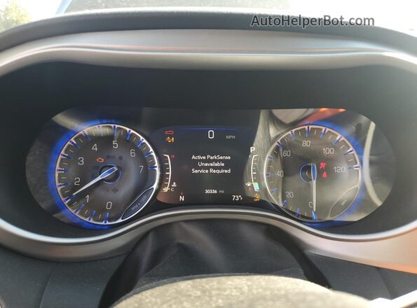 2C4RC3BGXLR288386 2020 CHRYSLER PACIFICA Gray ხელსაწყოთა პანელის ხედი