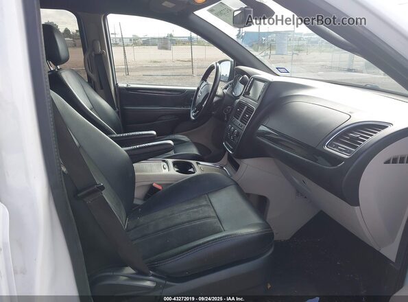 2C4RDGCG5KR765520 2019 DODGE GRAND CARAVAN White Vista interior delantera