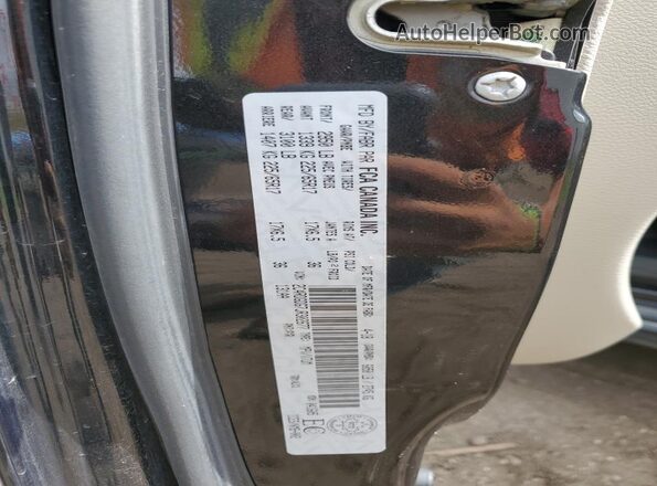 2C4RDGDG7JR302677 2018 DODGE GRAND Черный 